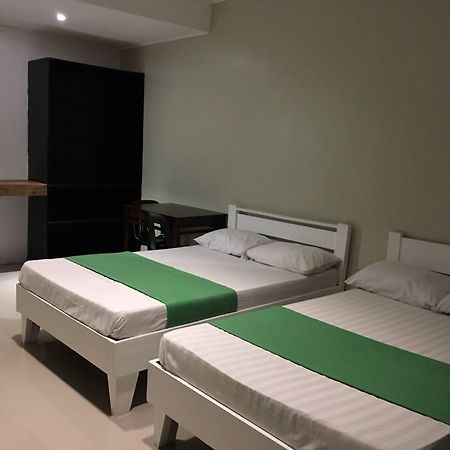 Night & Day Inn Legazpi Eksteriør bilde